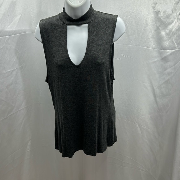 Grey top rayon & spandex - Picture 1 of 3